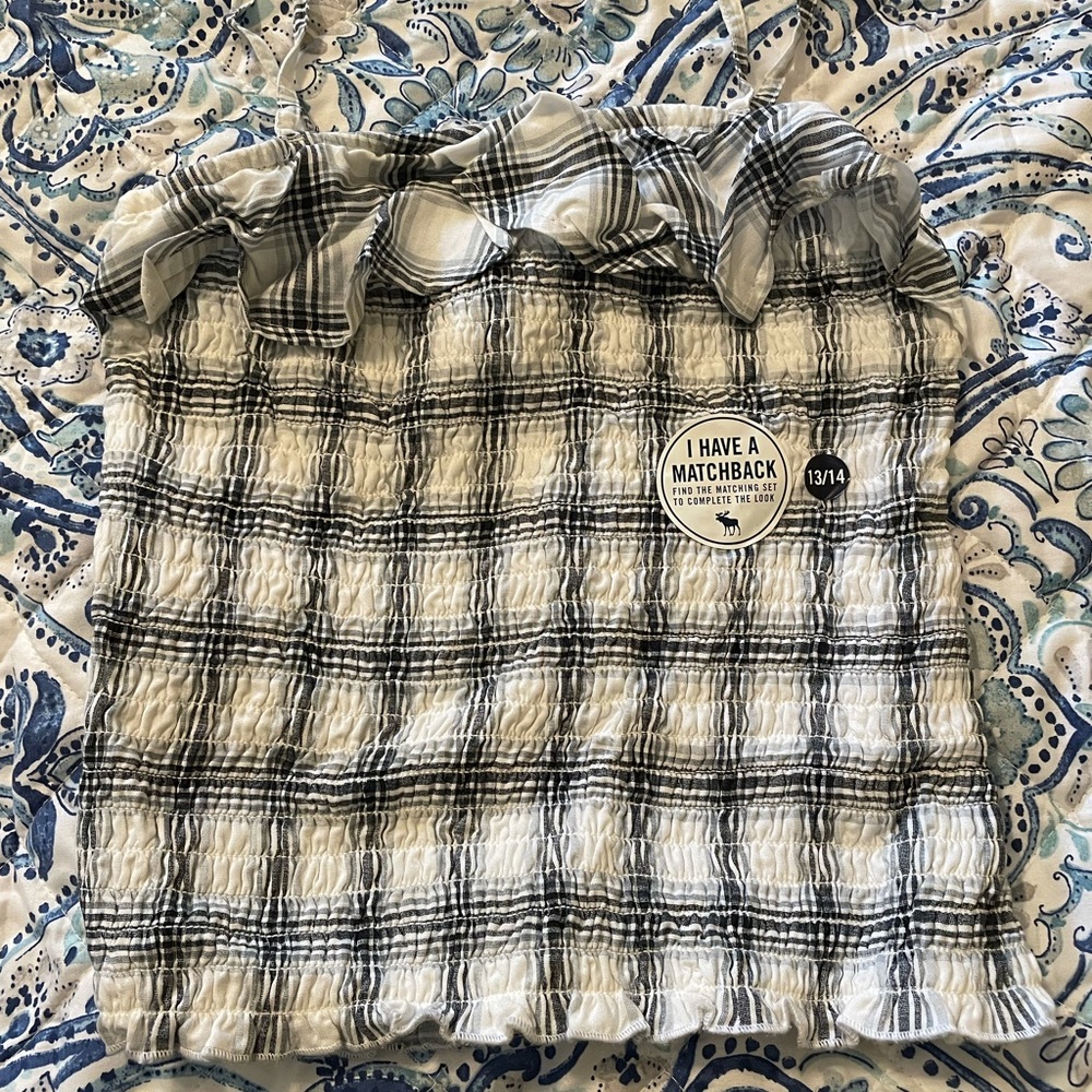 Abercrombie Kids Girls Cami Top, NWT.
